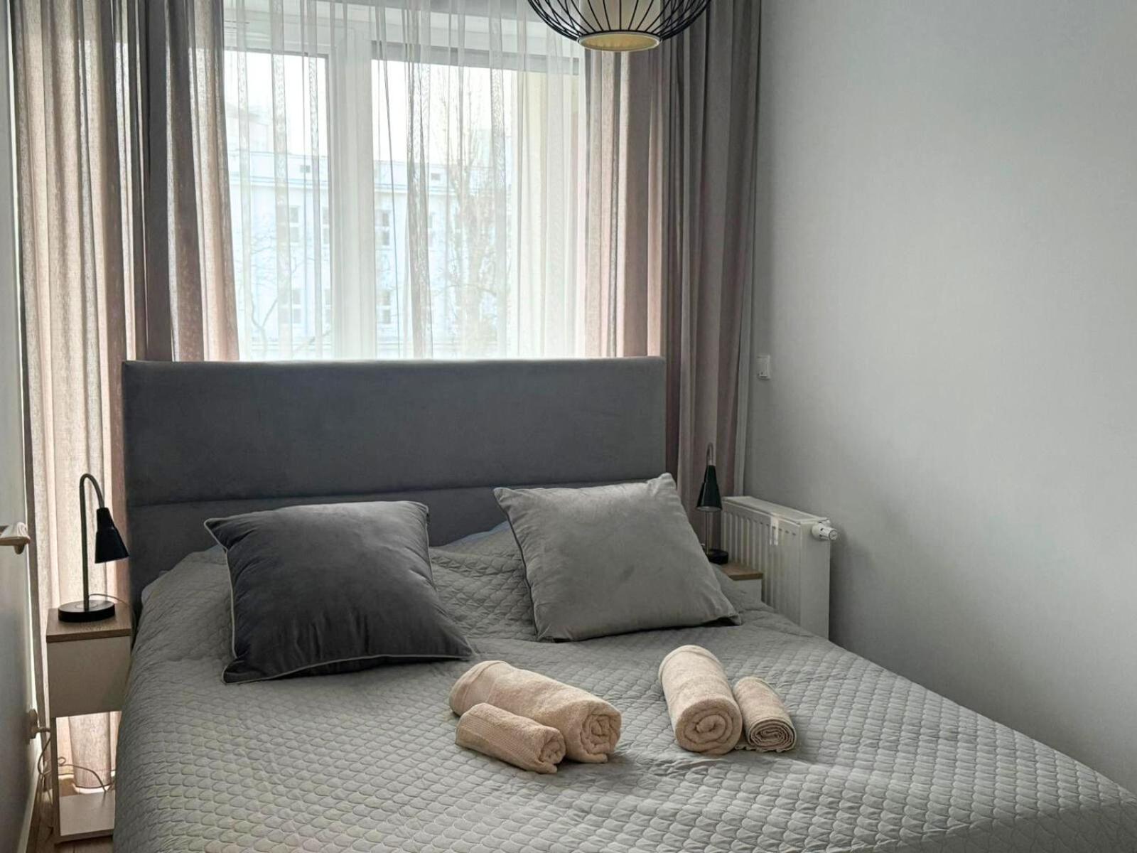 Apartament Nowoczesny Z Parkingiem 10 Min Na Pieszo Do Starowki *